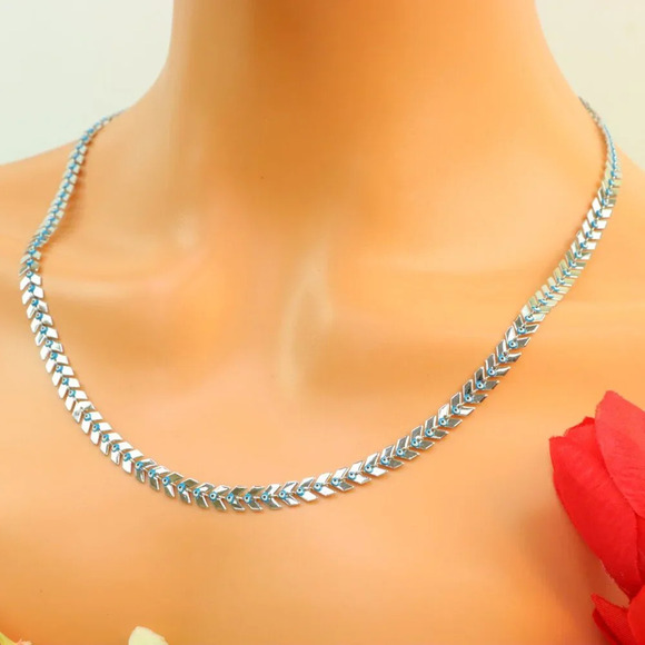 "New Beautiful Design Necklace Chain for Women/Girls, Gift, N651 - Picture 3 of 15